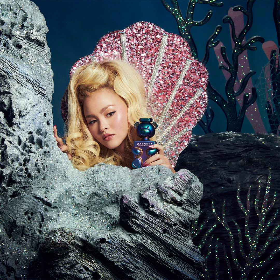 MoschinoBeauty_Toy2Pearl_1x1_01_Campaign
